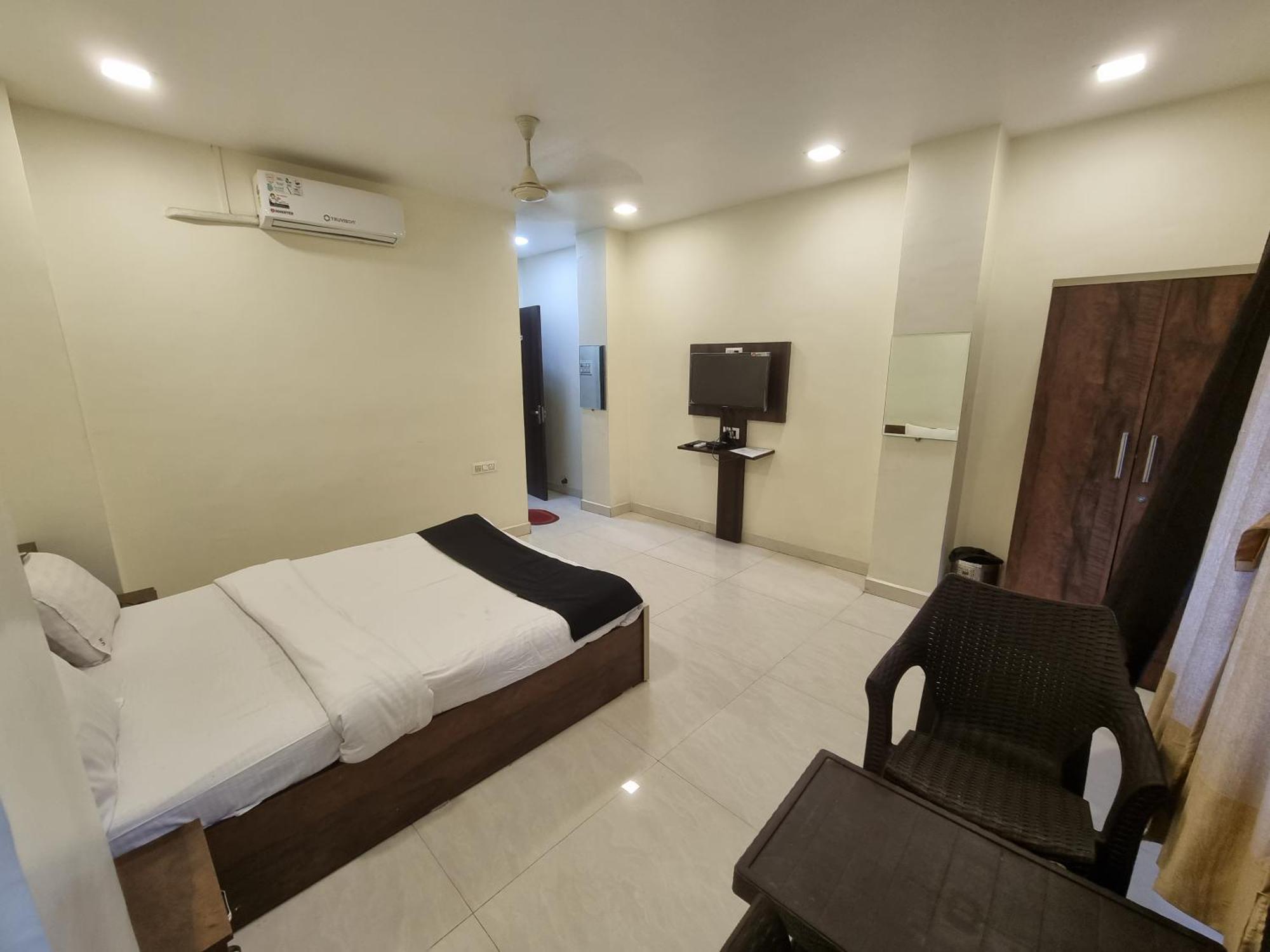The Living Space Lonavala Exterior photo
